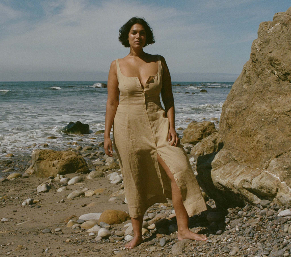 HMD -- LANTANA DRESS -- OAKEN