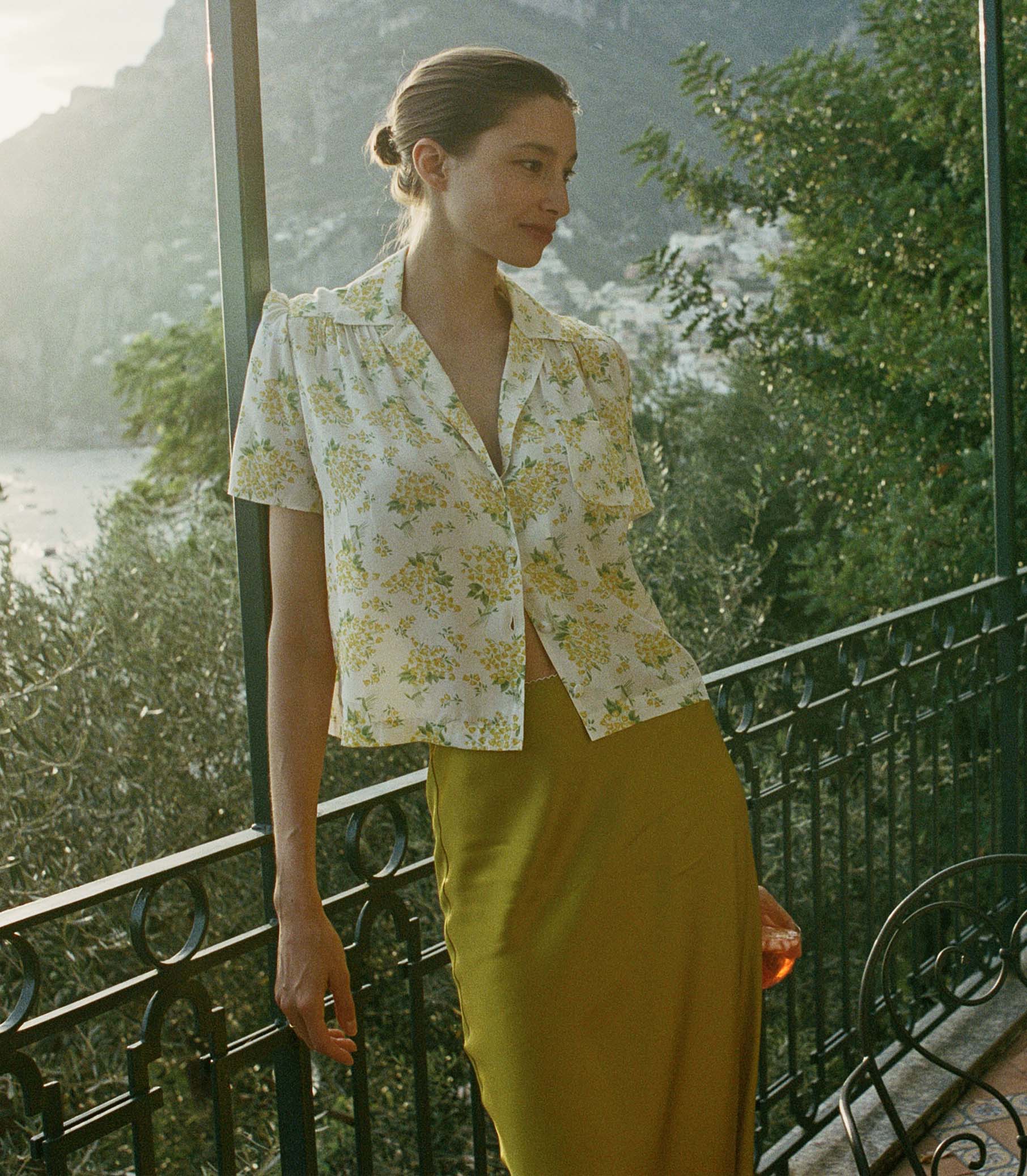 HMD -- LAYLA TOP -- SALT MAY BELL FLORAL
