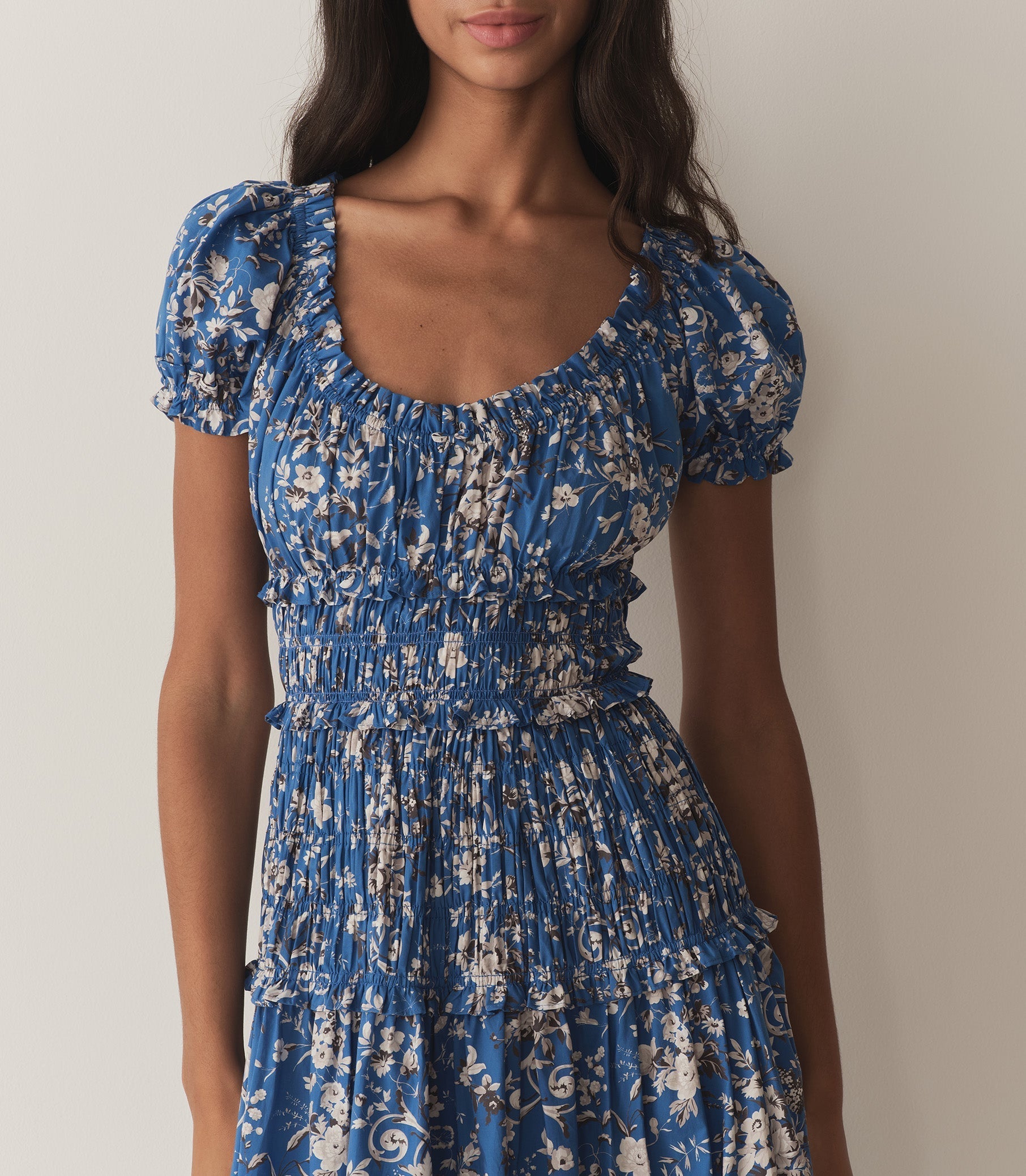 HMD -- LEANNE DRESS -- JARDINS DE LA FONTAINE