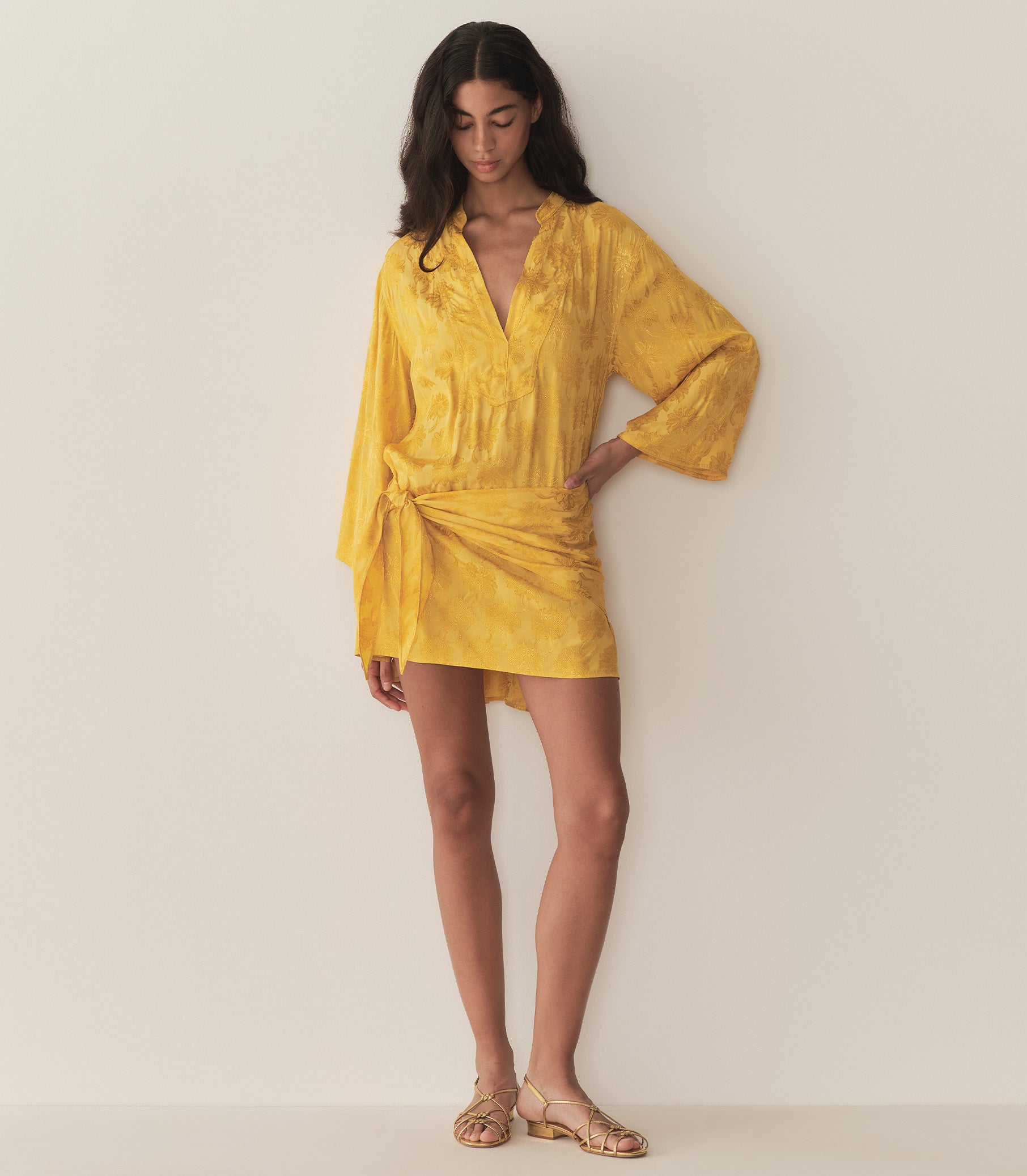 HMD -- LEONA DRESS -- GILDED MARGUERITE JOLIE