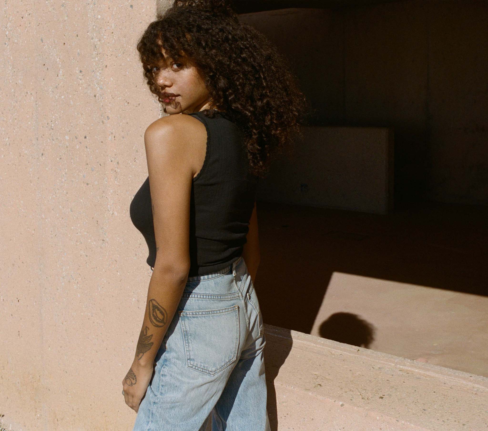 HMD -- LOIS TANK -- BLACK