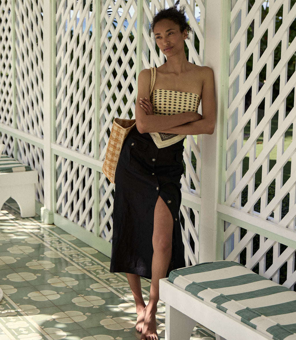 HMD -- LOURDES SKIRT -- BLACK
