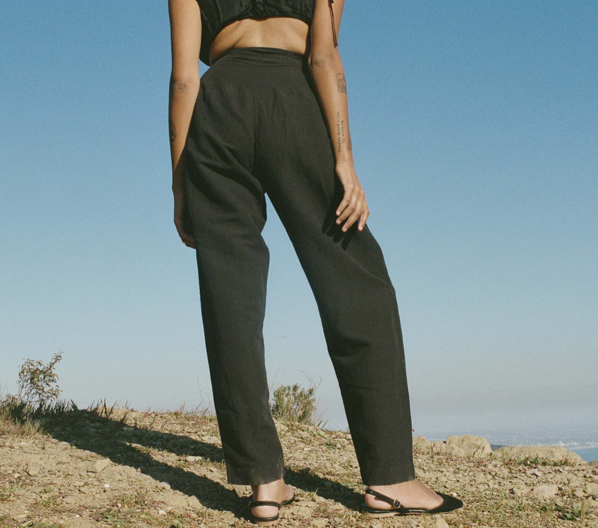 HMD -- LOUVRE PANT -- BLACK