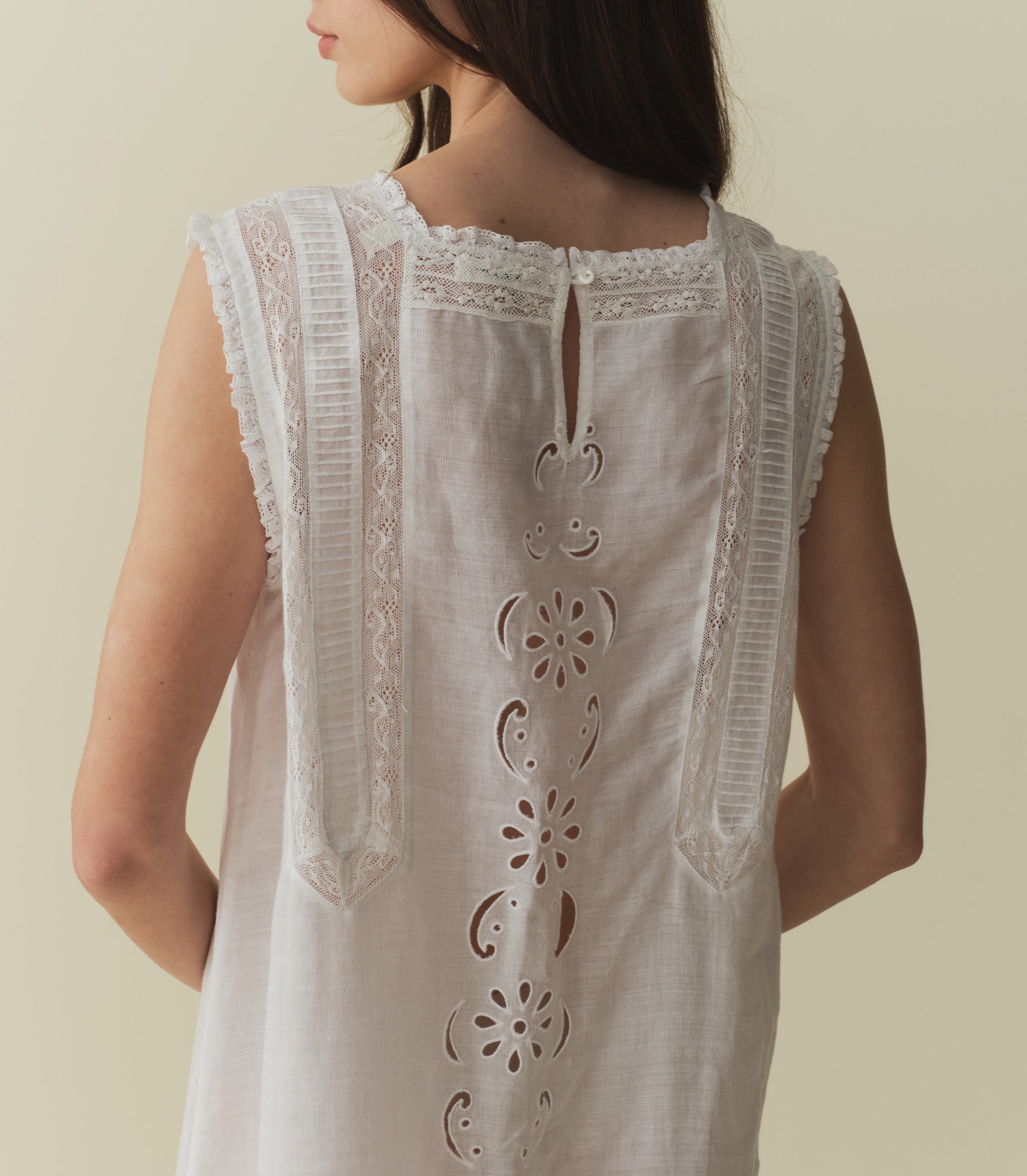 HMD -- LUA DRESS -- SALT