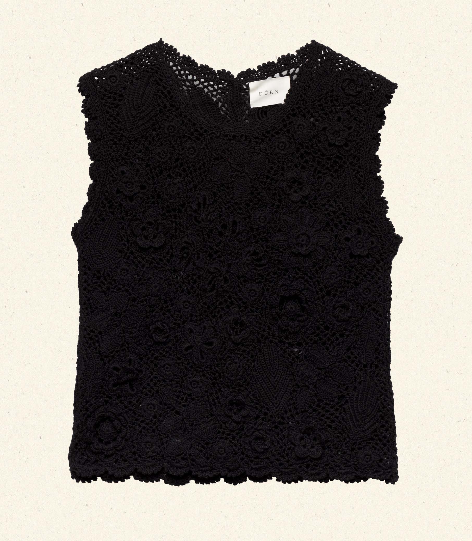 HMD -- MARCIA TOP -- BLACK