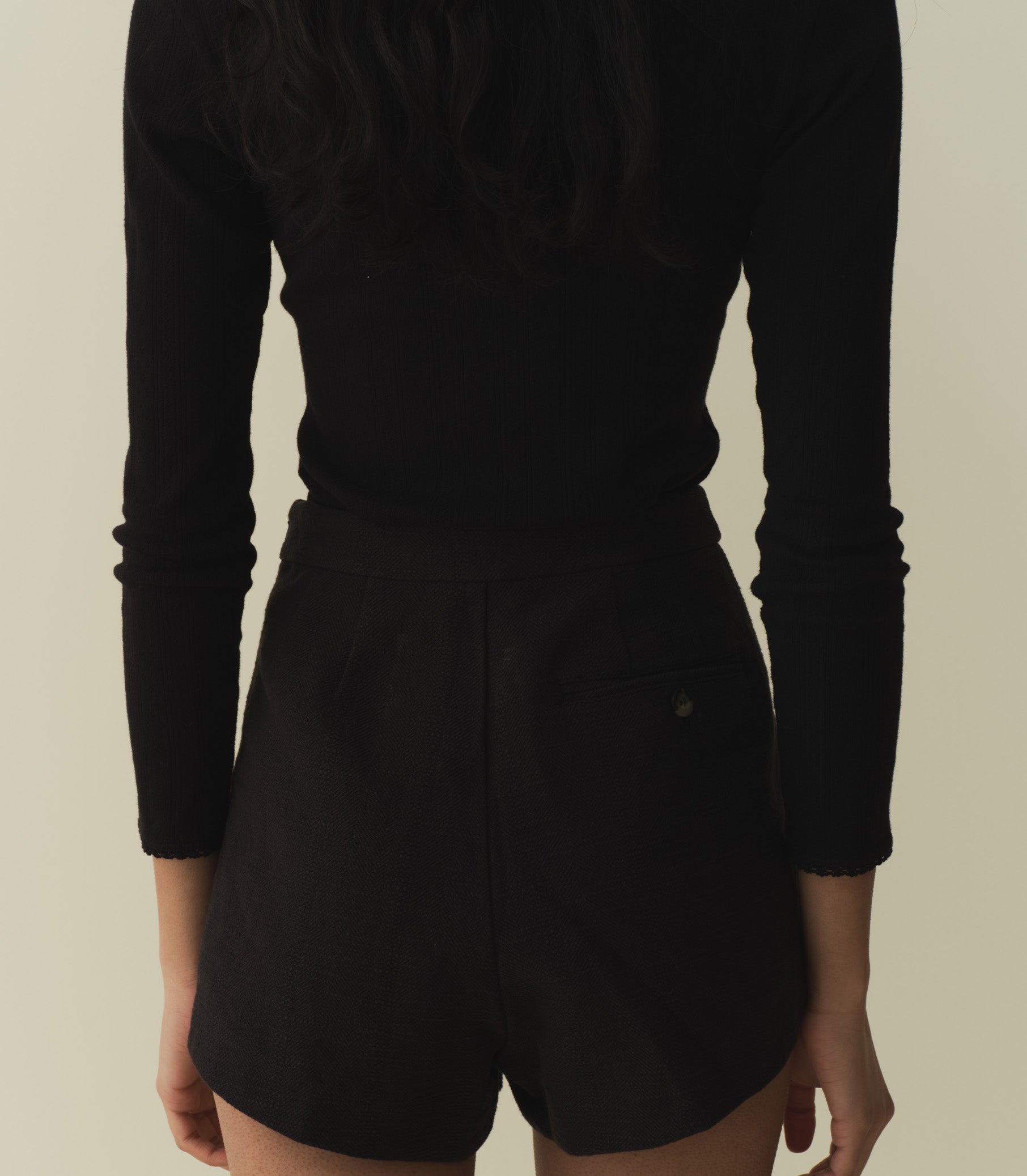 HMD -- MAVEN SHORT -- BLACK