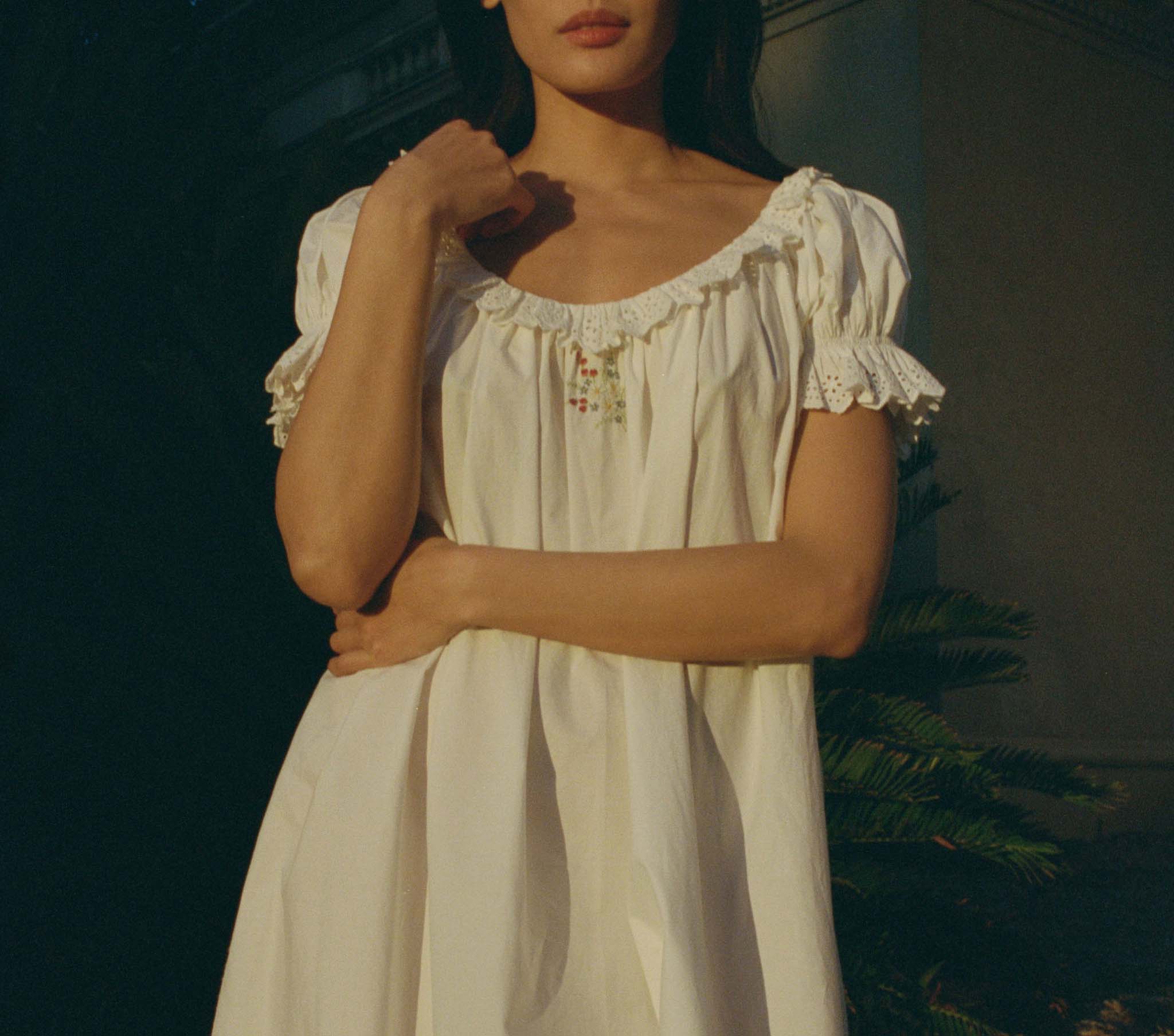 HMD -- MUSETTE NIGHTGOWN -- SALT