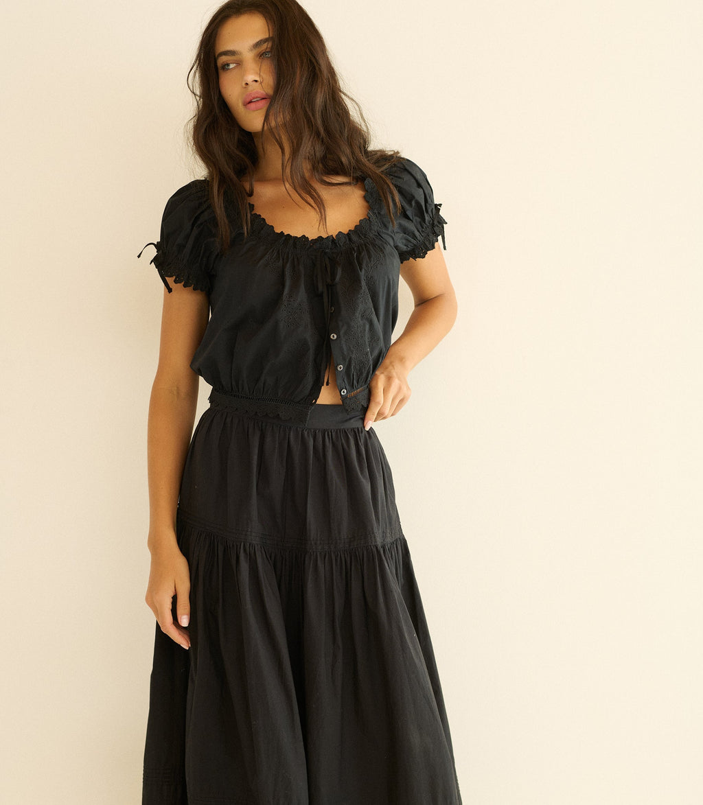 HMD -- NERA TOP -- BLACK
