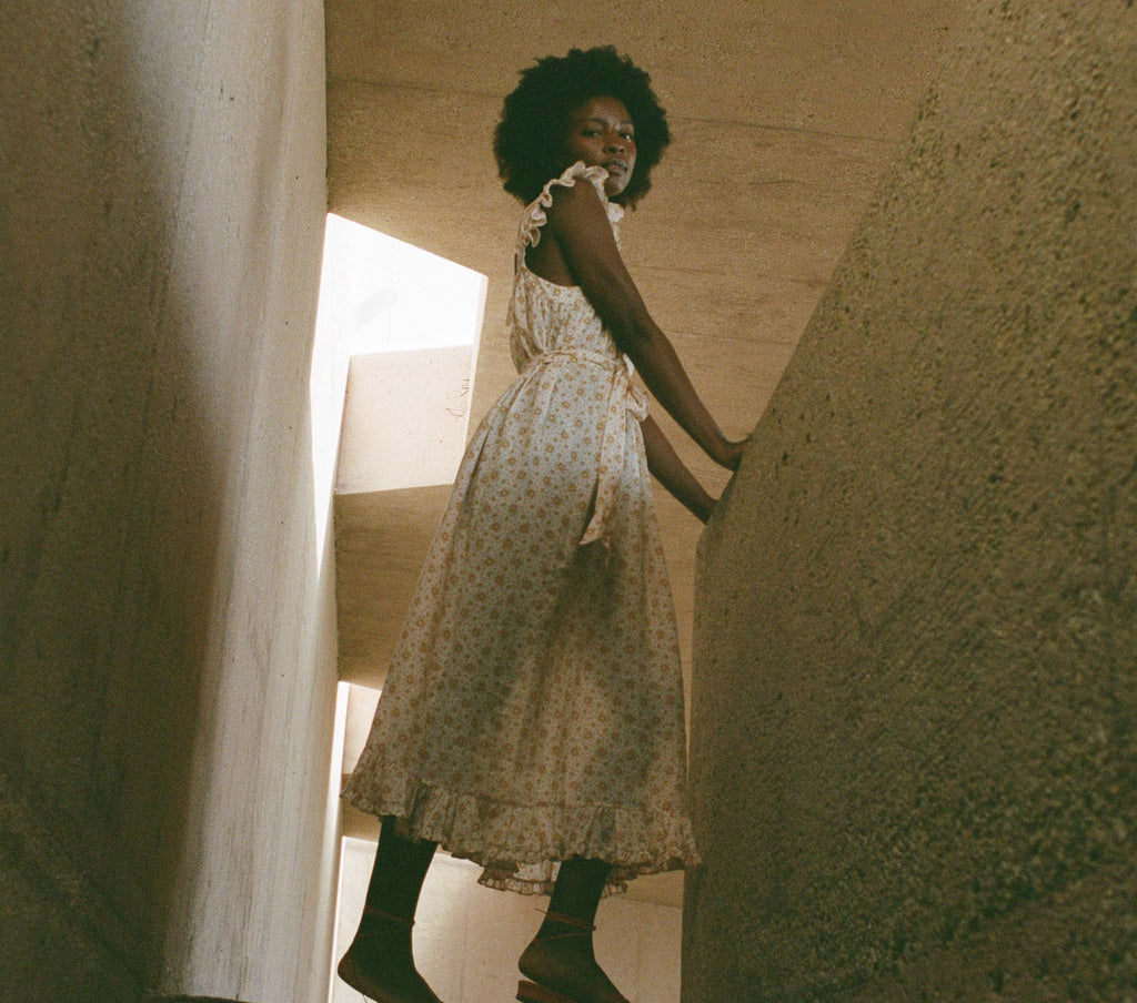 HMD -- NISHA DRESS -- ALABASTER COUNTRYSIDE CALICO