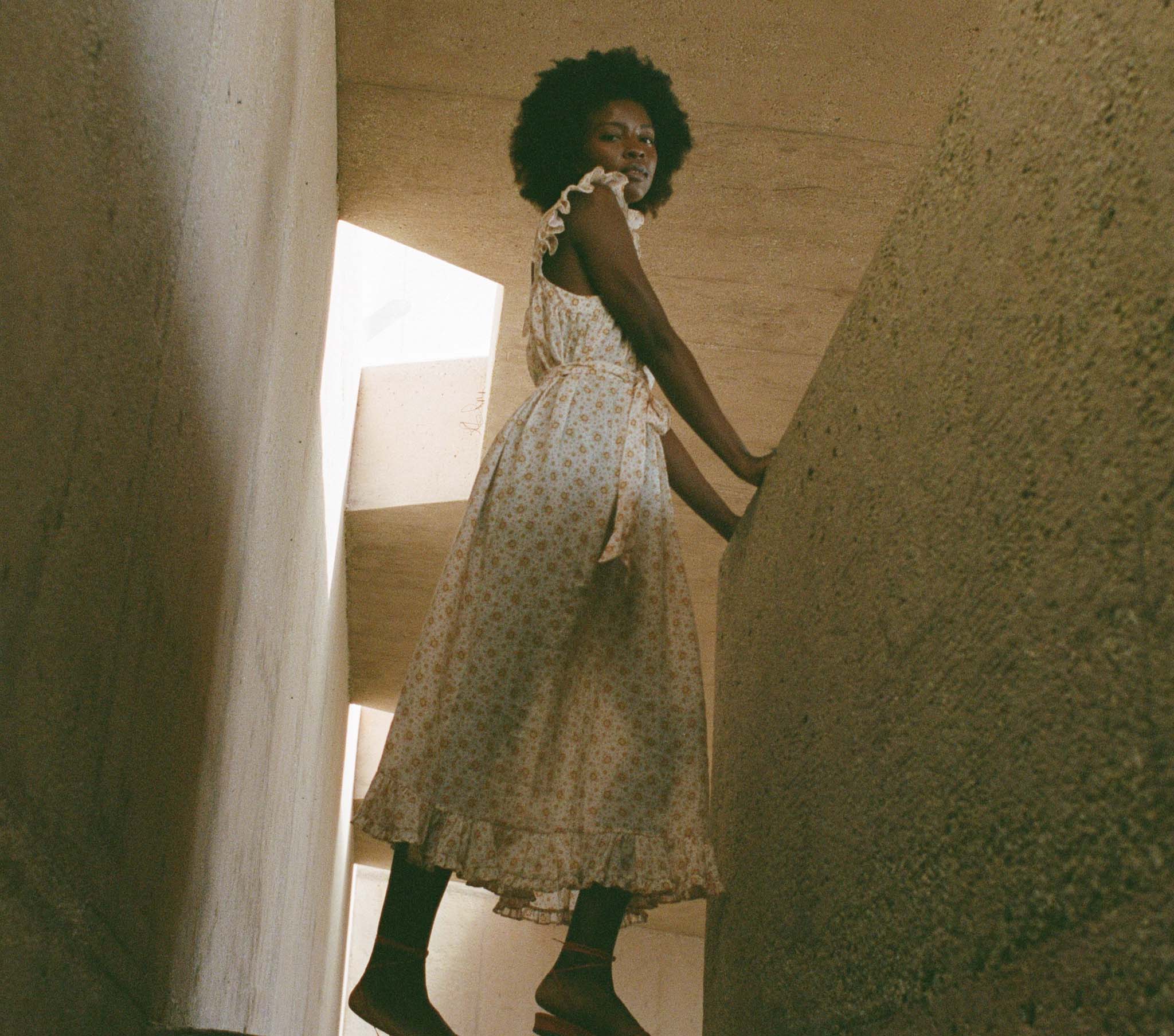 HMD -- NISHA DRESS -- ALABASTER COUNTRYSIDE CALICO