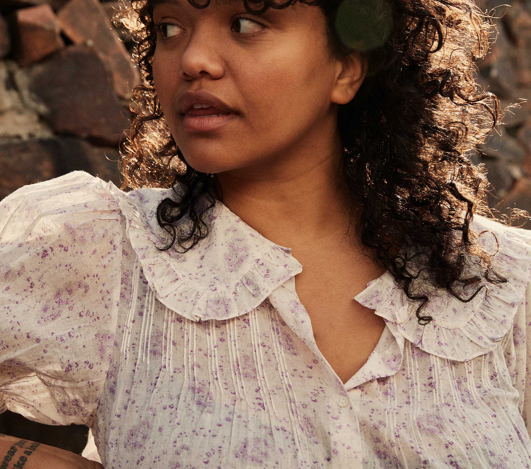 HMD -- NENA TOP -- CHATEAU FLEUR PAISLEY