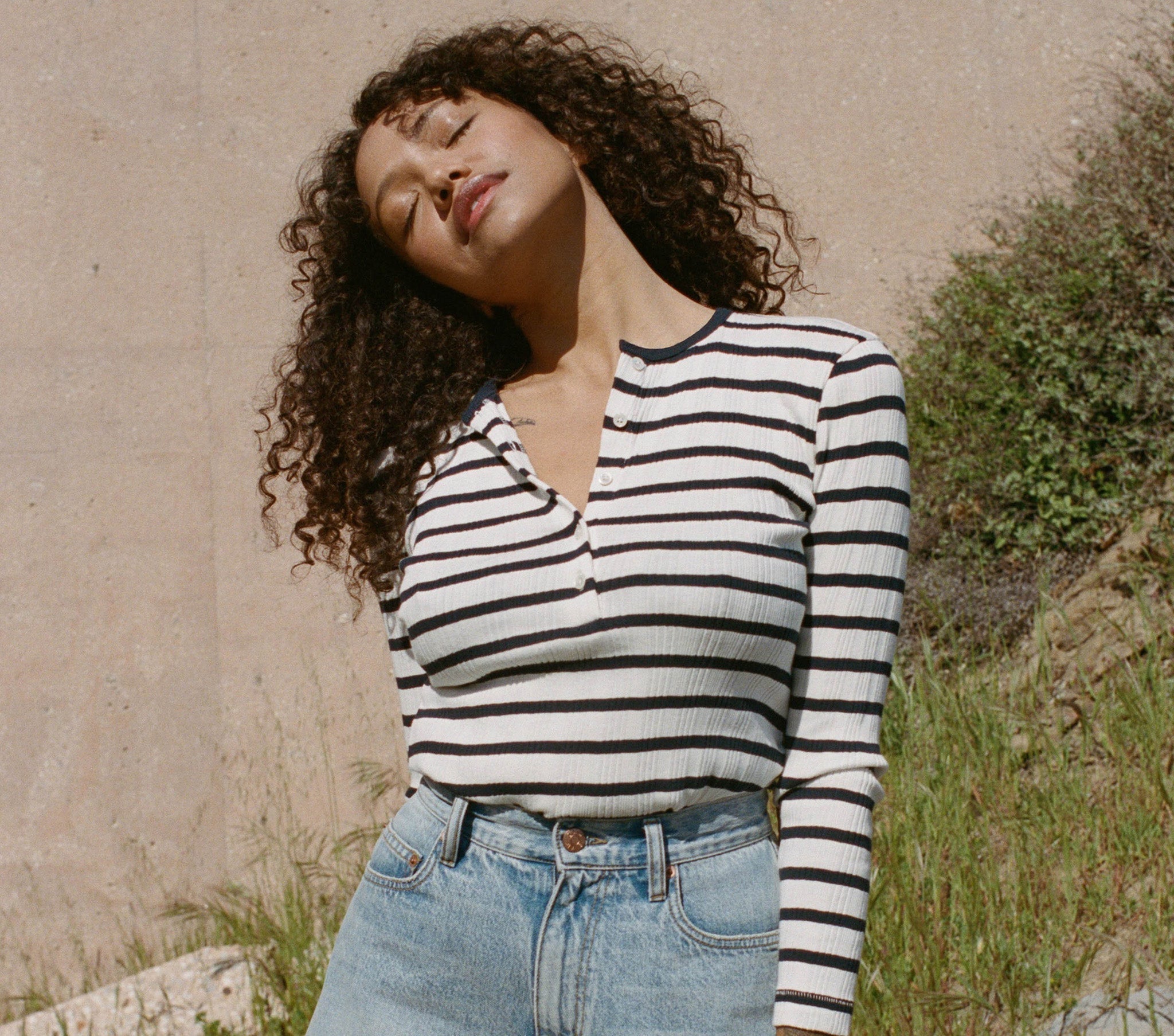 HMD -- PAOLA TEE -- MARINA SAN SIMEON STRIPE