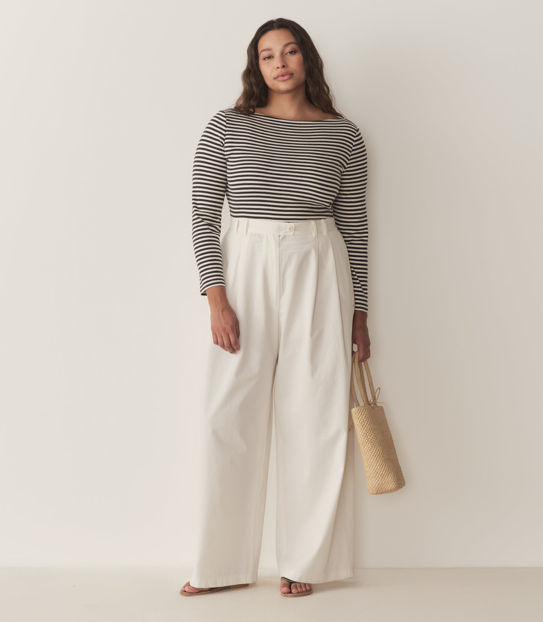 HMD -- PAULETTE TEE -- NAVY NANTUCKET STRIPE
