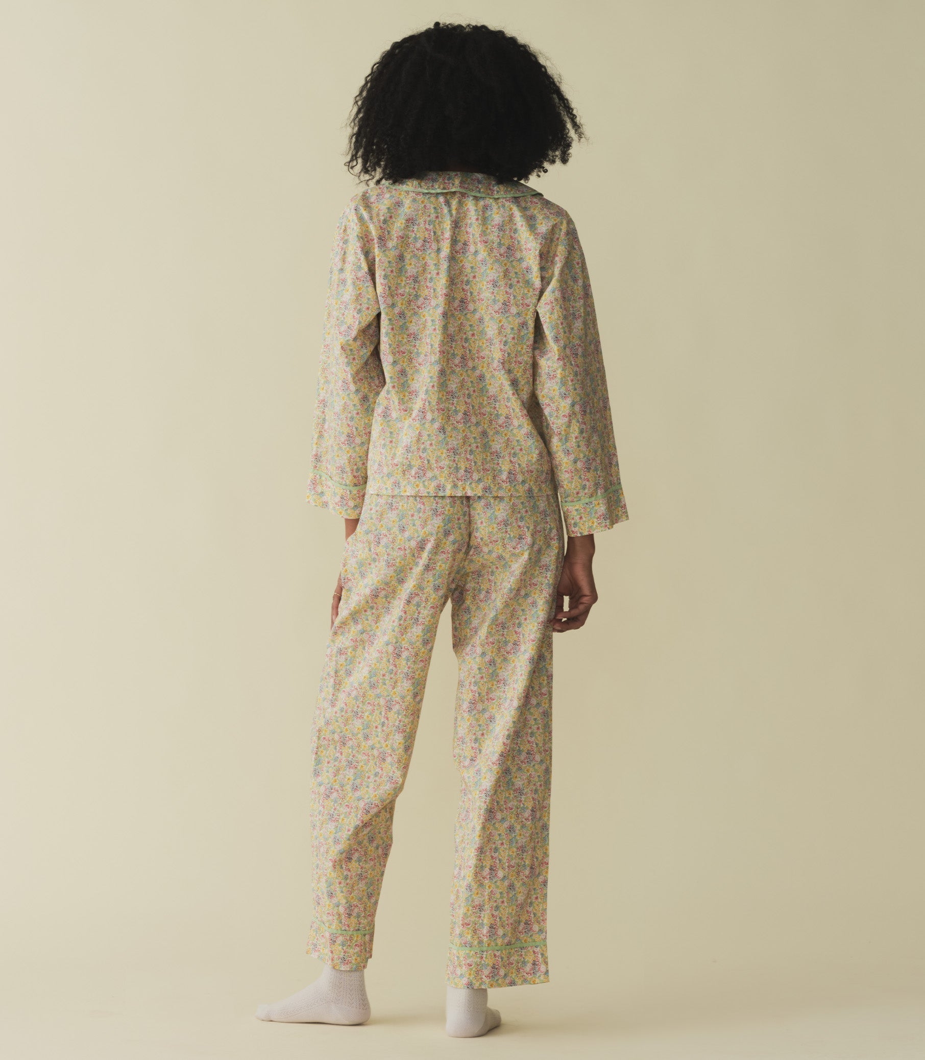 HMD -- PAZ PAJAMA -- CHRYSANTHEMUM SKY FLORAL