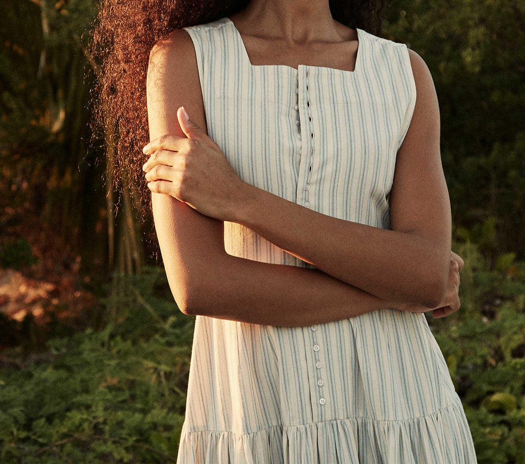 HMD -- REM DRESS -- STRIPED CHAMBRAY