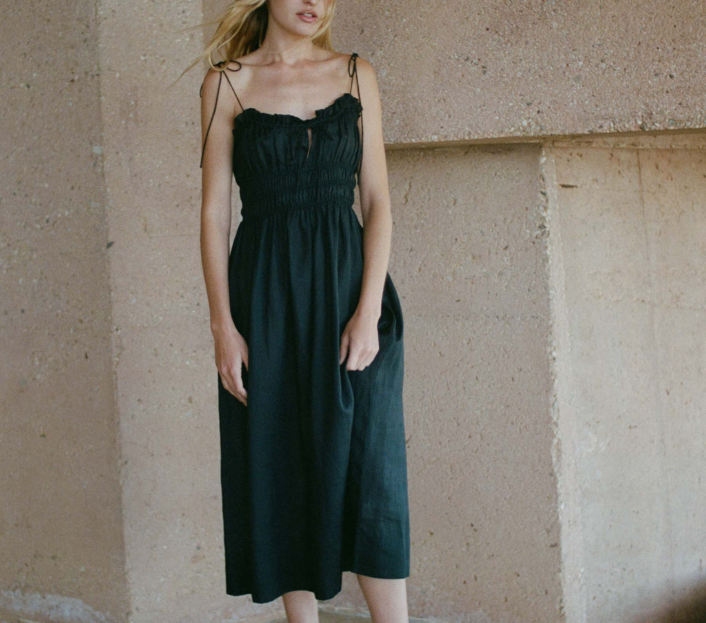 HMD -- RHODA DRESS -- BLACK