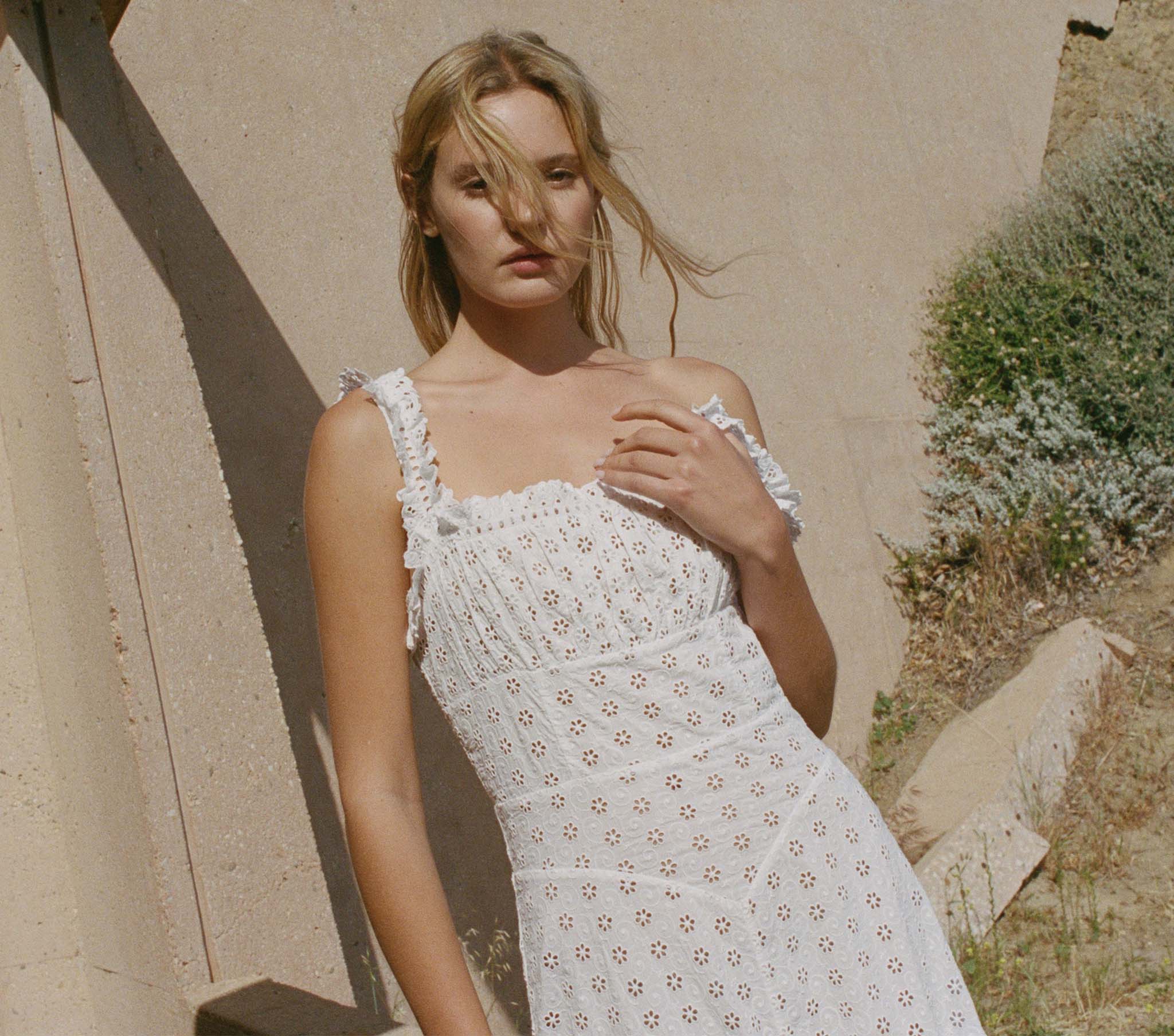 HMD -- ROMA DRESS -- POWDER