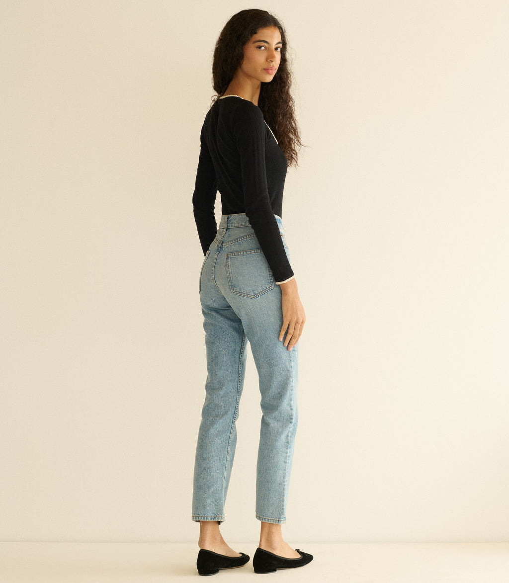 HMD -- ROMY TEE -- BLACK