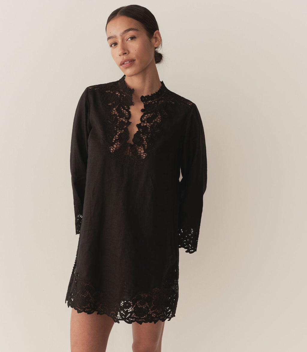 HMD -- ROSELIE TUNIC -- BLACK