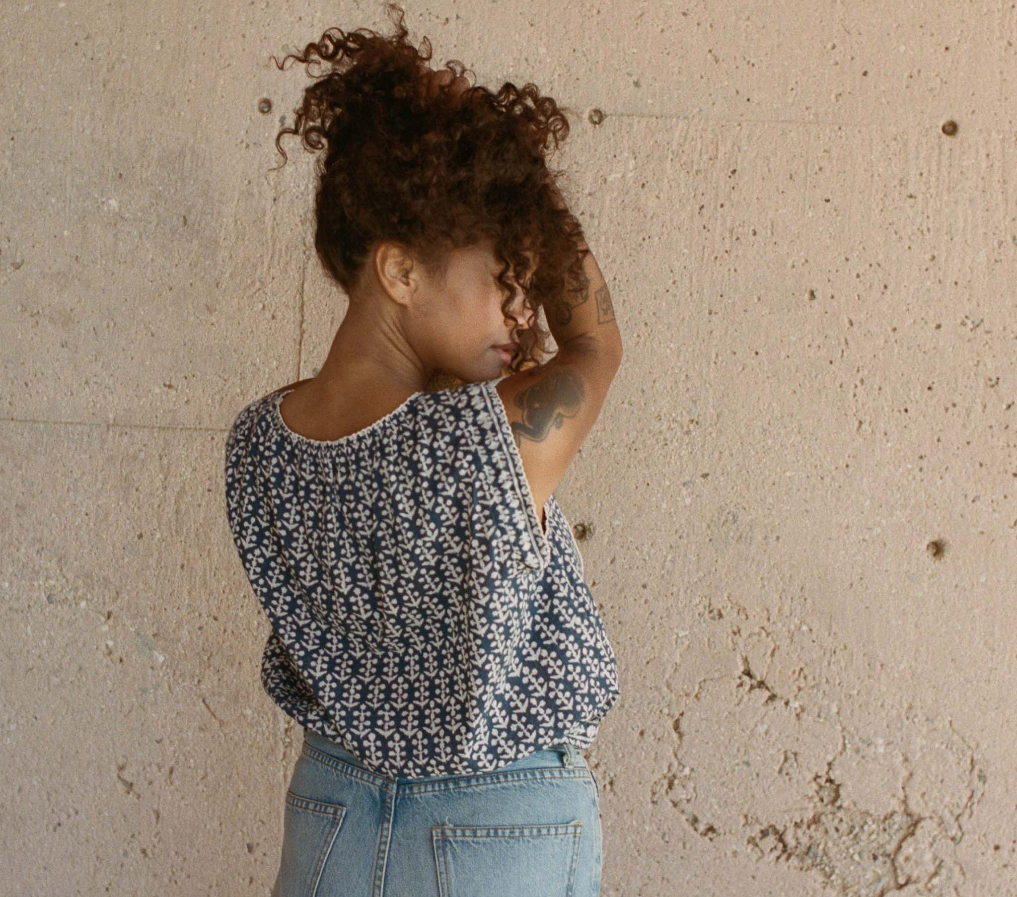 HMD -- ROWE TOP -- SOLEDAD BLOOM