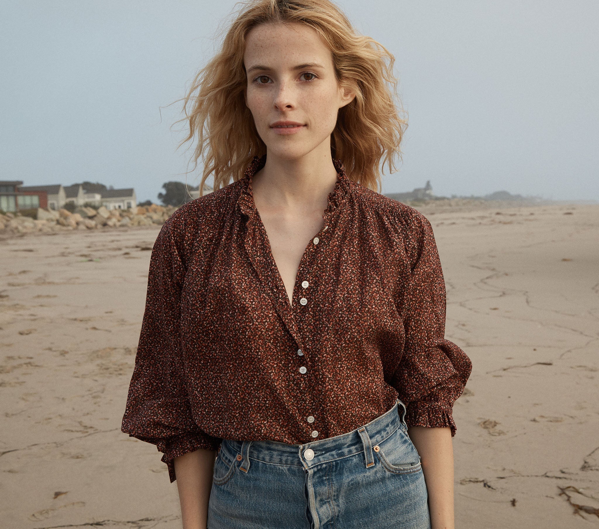 HMD -- ROSE TOP -- RUST DITZY FLORAL