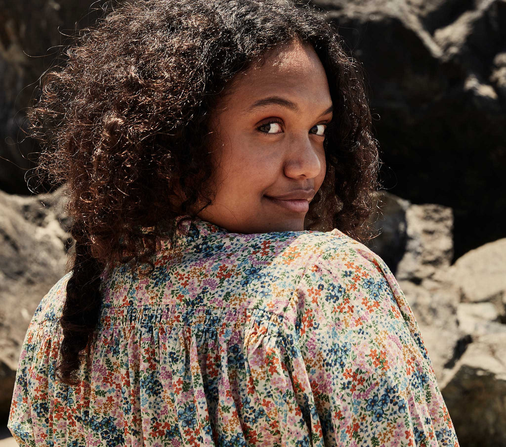 HMD -- ROSE TOP -- CREAM LADY BIRD FLORAL