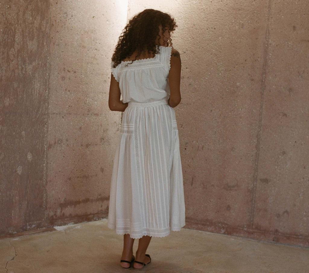 HMD -- SABINA SKIRT -- POWDER