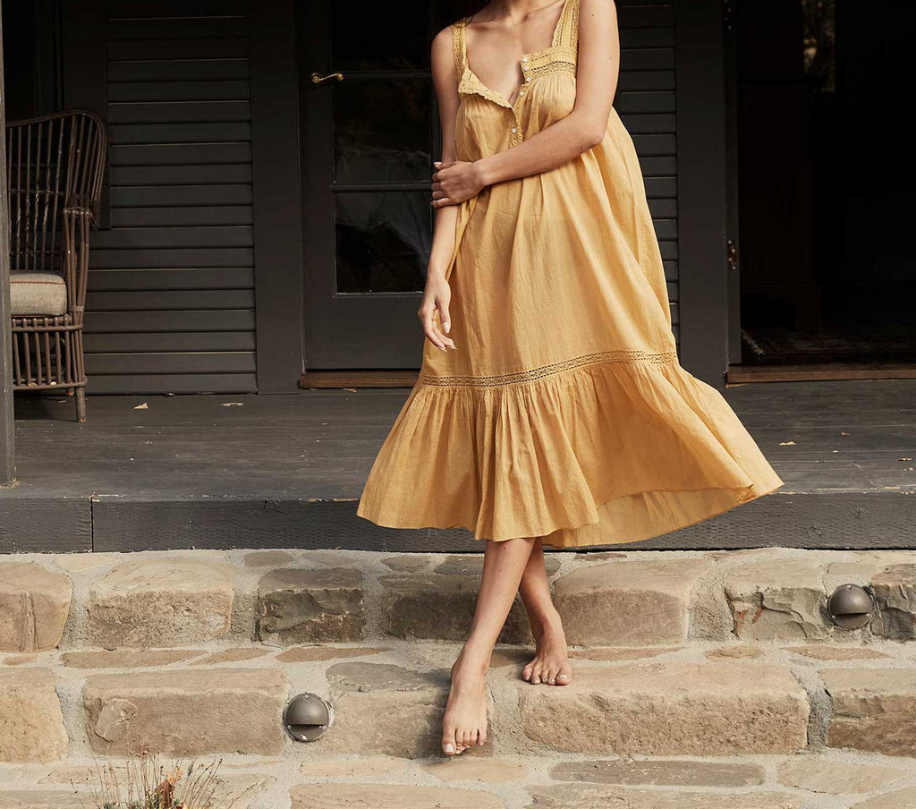 HMD -- SEVILLE NIGHTGOWN -- WHEAT