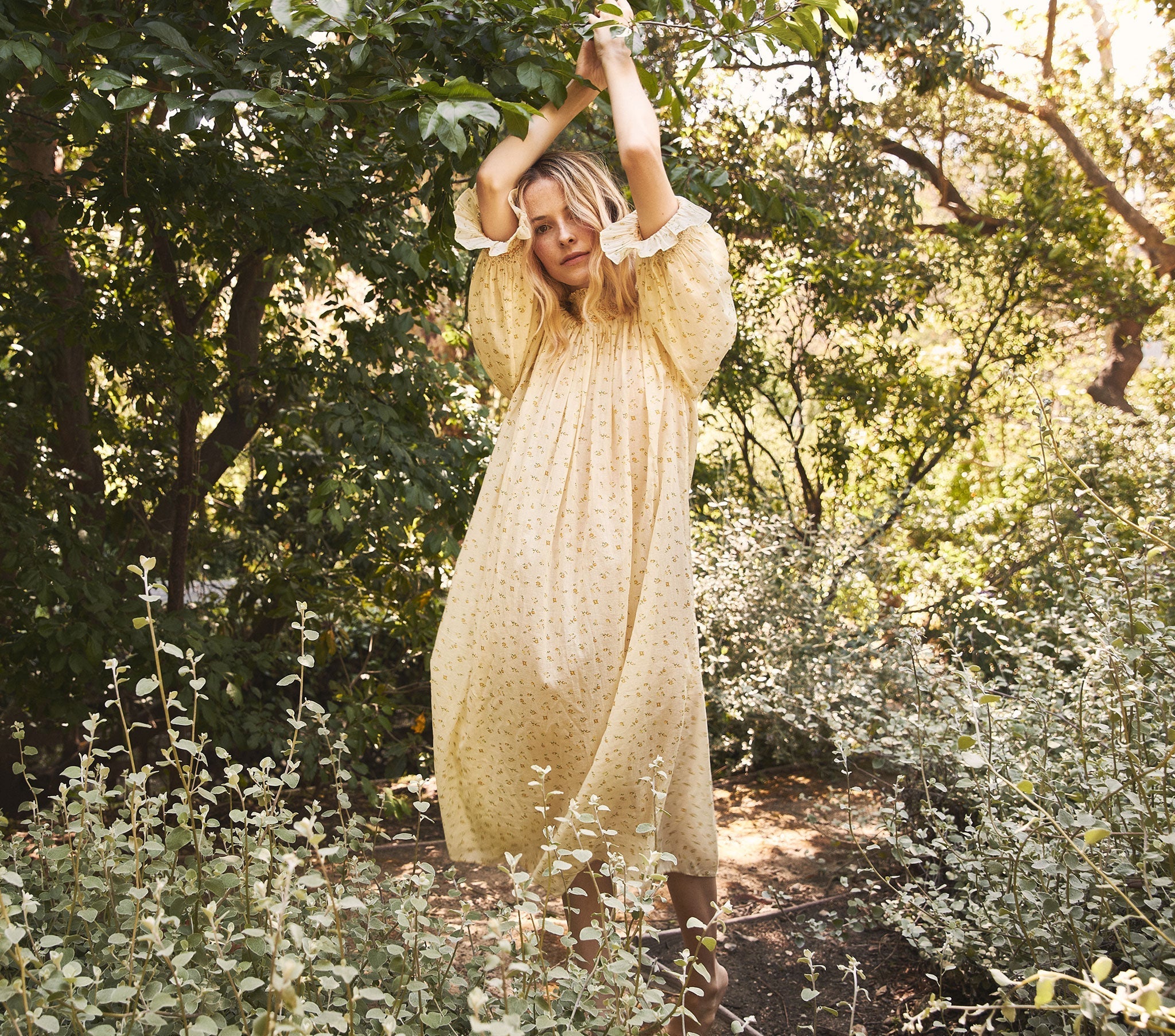 HMD -- LAPIS NIGHTGOWN -- GOLDEN SWEETPEA