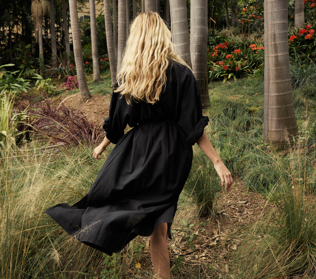 HMD -- JOAN DRESS -- BLACK