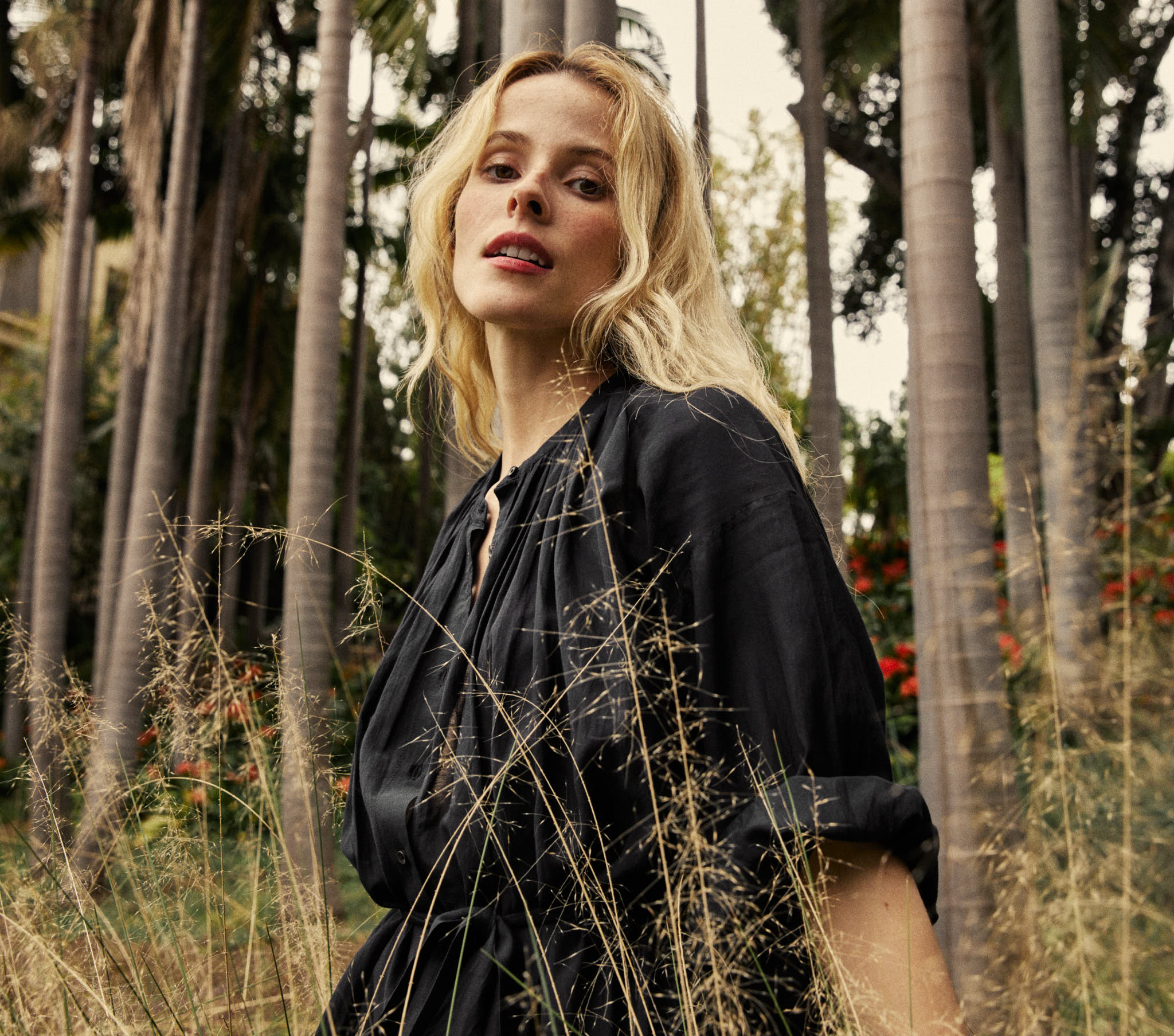 HMD -- JOAN DRESS -- BLACK