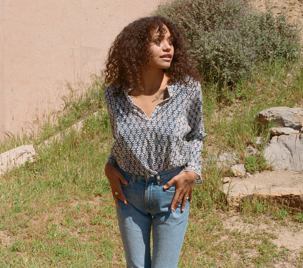 HMD -- SURI TOP -- SOLEDAD BLOOM