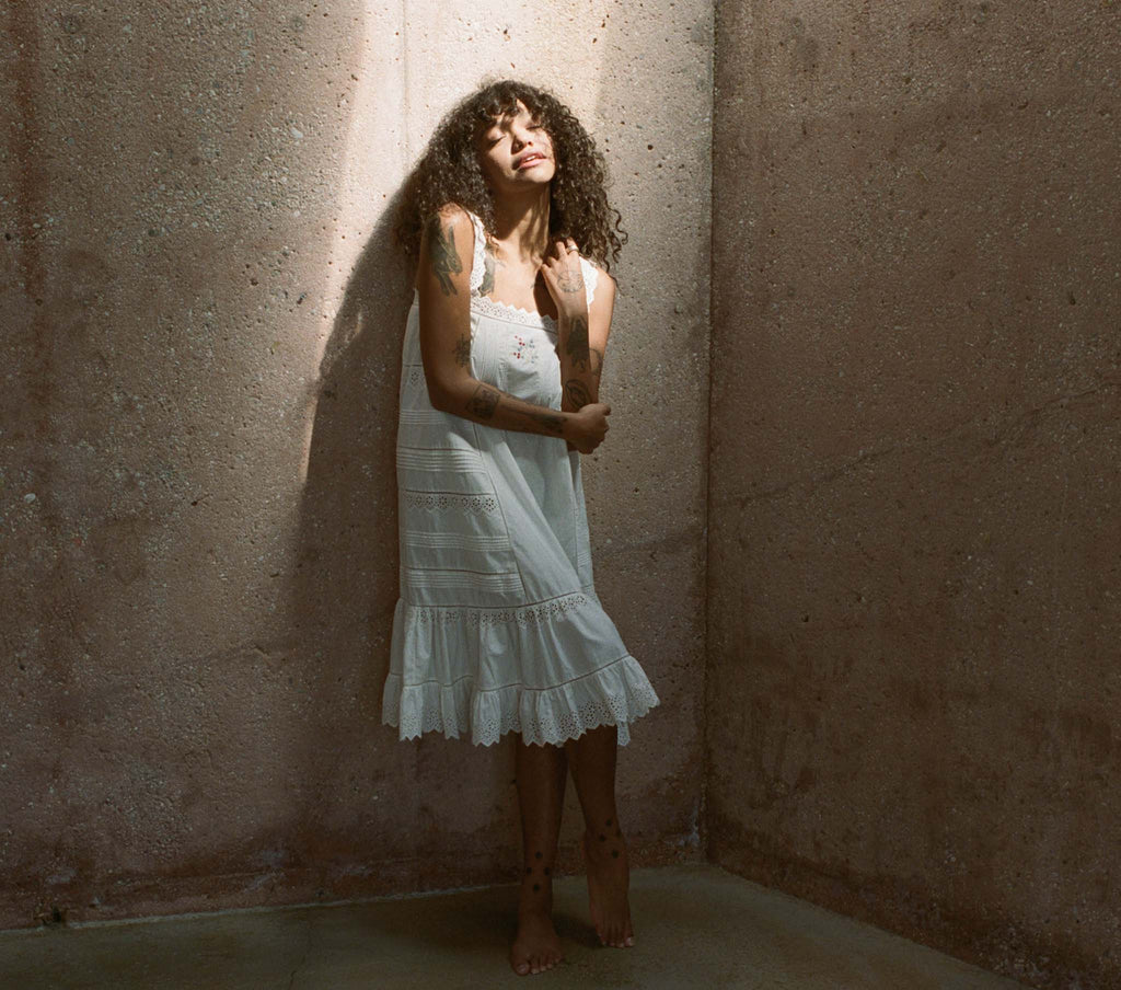 HMD -- SYMPHONY NIGHTGOWN -- SALT