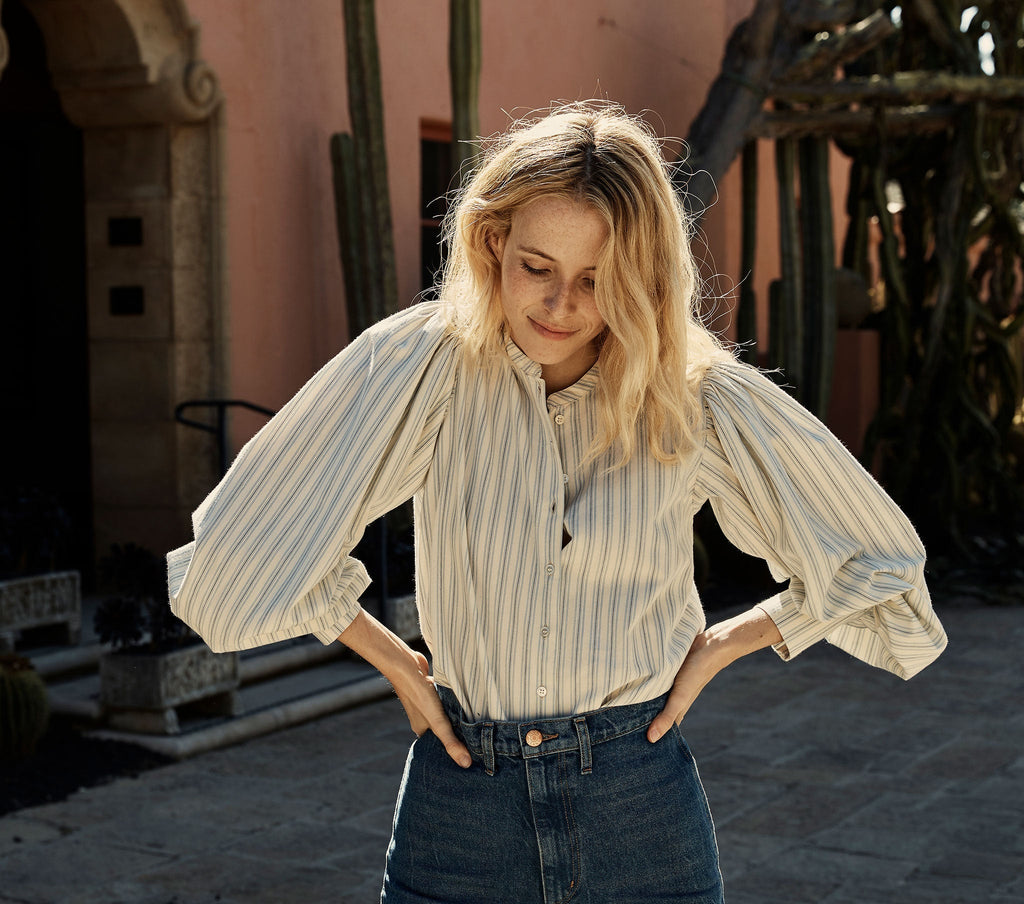 HMD -- SCARLET TOP -- STRIPED CHAMBRAY