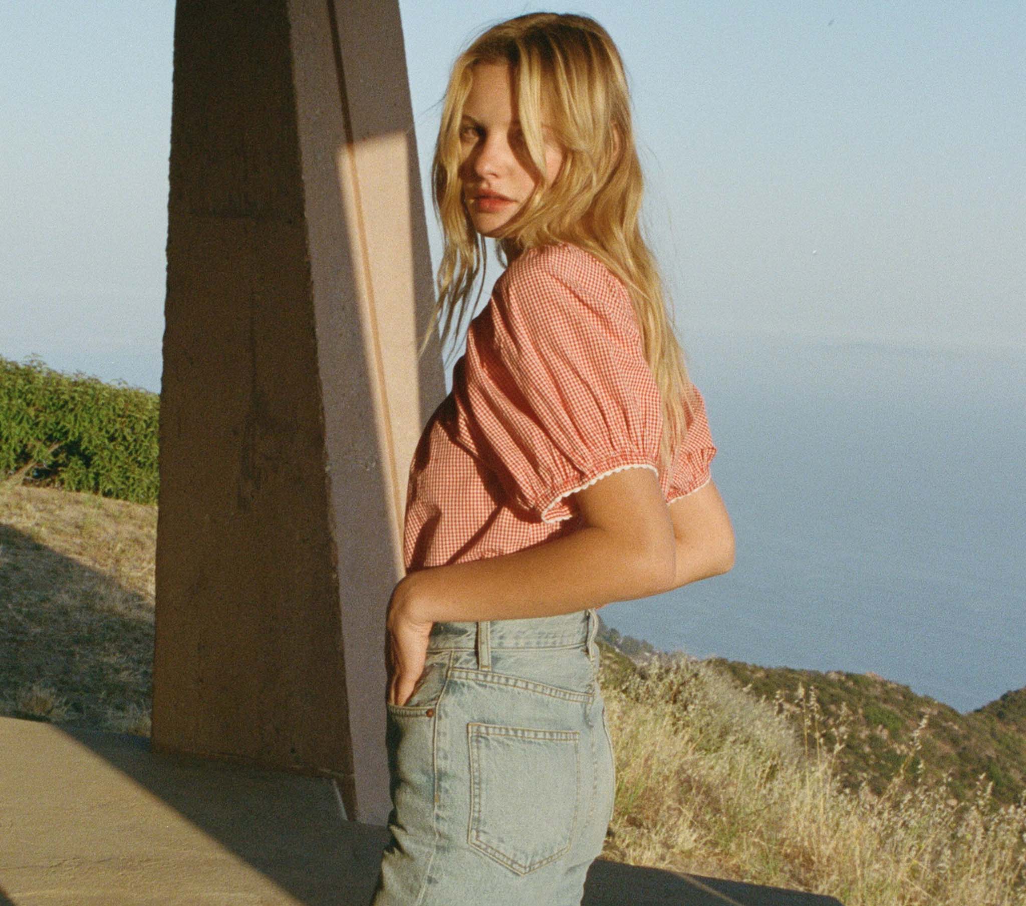 HMD -- TENNESSEE TOP -- CERISE PARIS GINGHAM