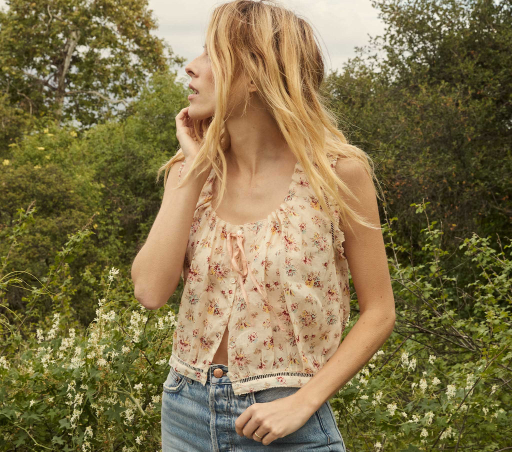 HMD -- TRAVELER TOP -- TUILERIES BLOOMS