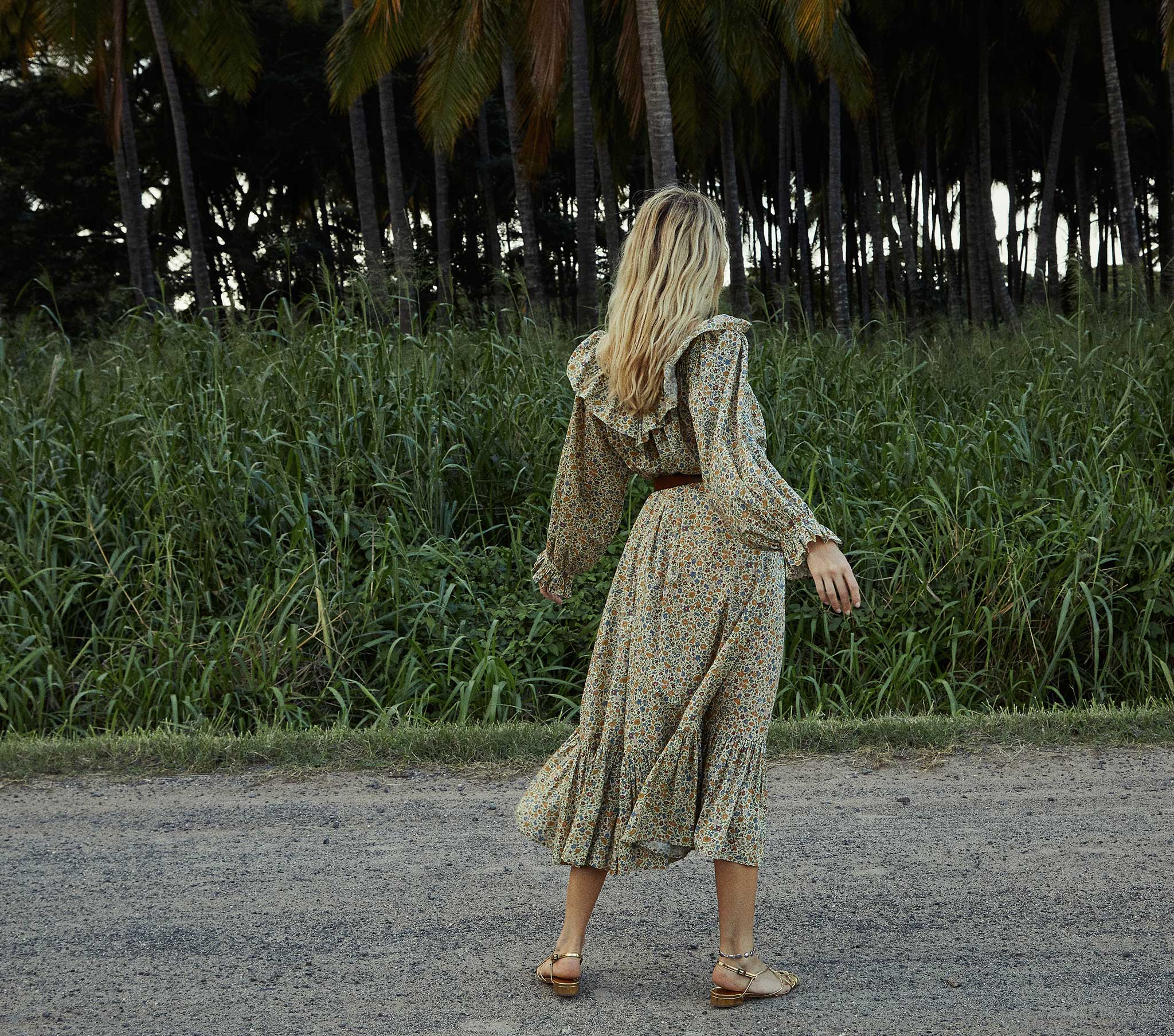 HMD -- VEREDIS DRESS -- SUNSHINE POPPY BELL FLORAL
