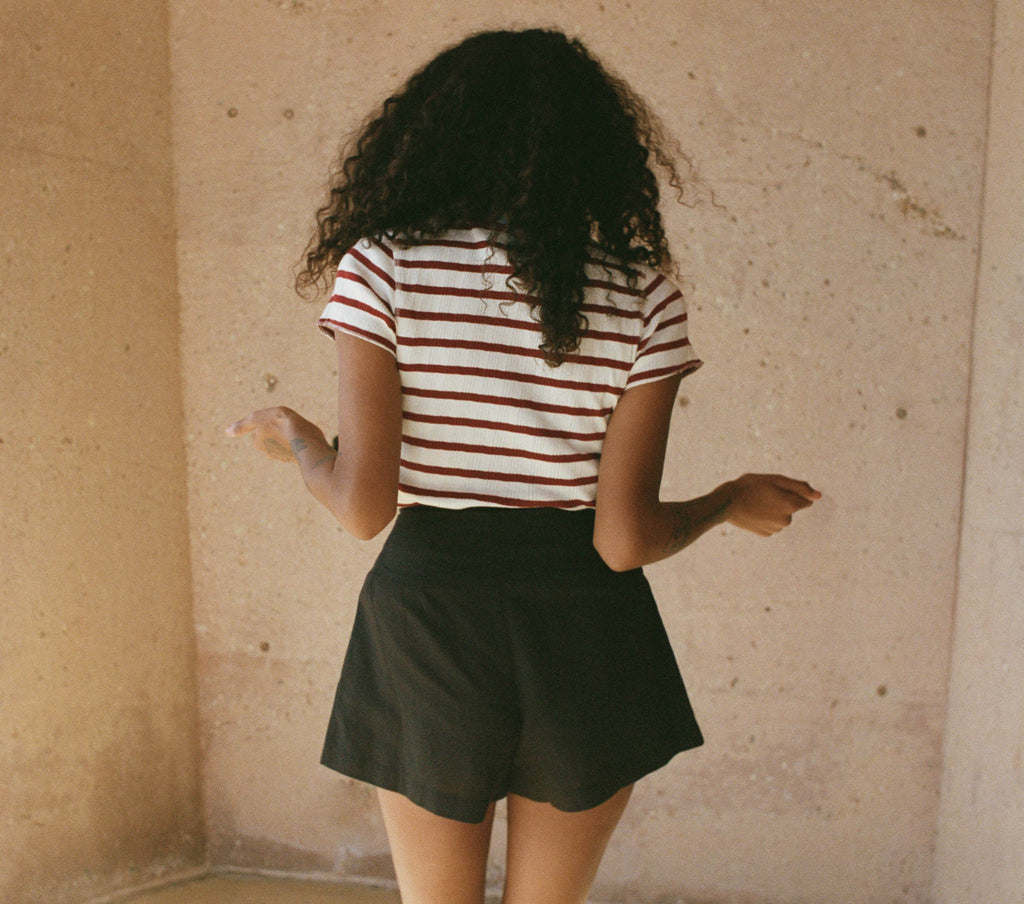 HMD -- LARUE SHORT -- BLACK