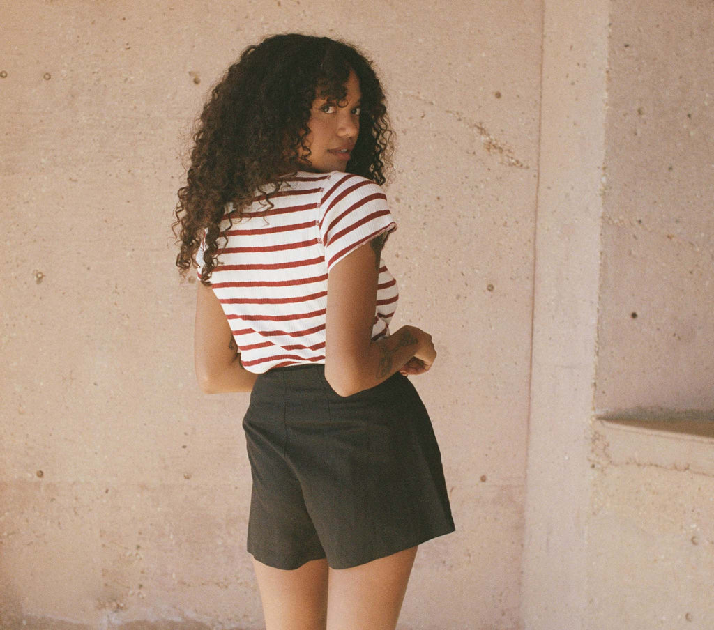 HMD -- VIVI TEE -- AUBURN SAN SIMEON STRIPE