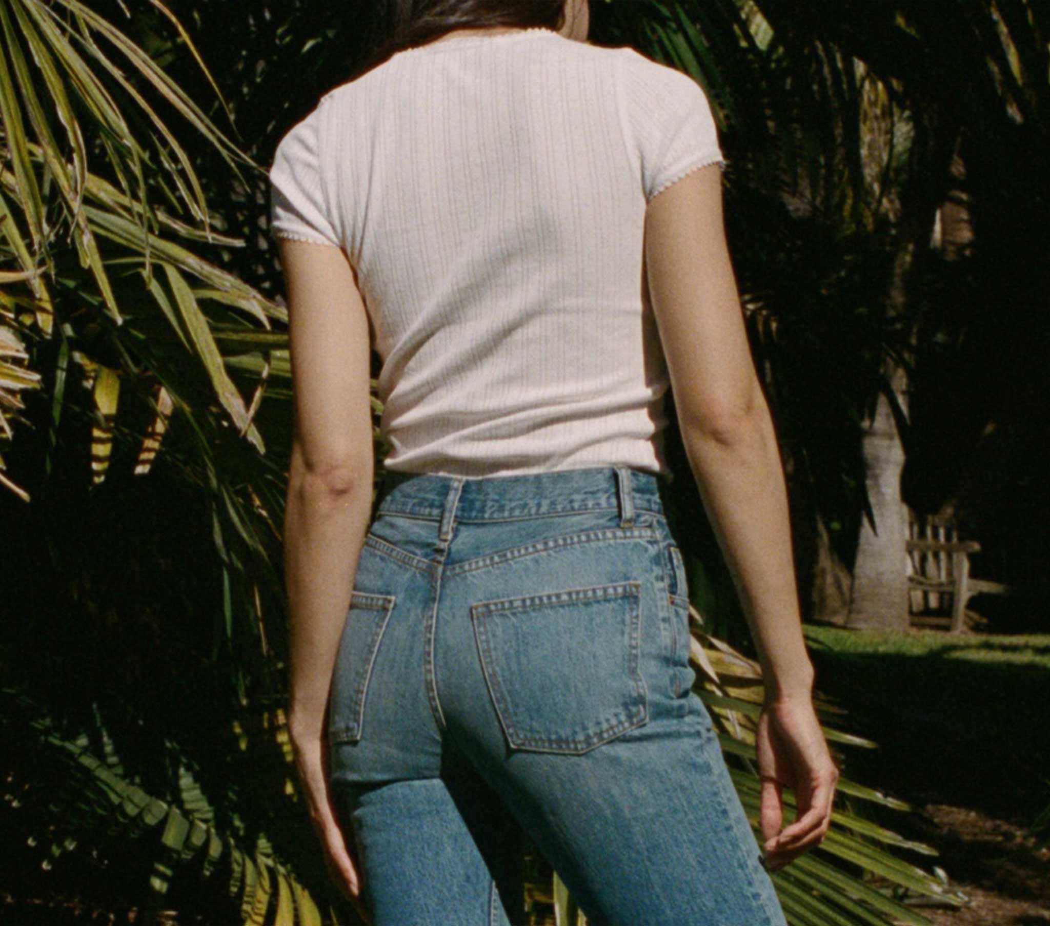 HMD -- VIVI TEE -- SALT