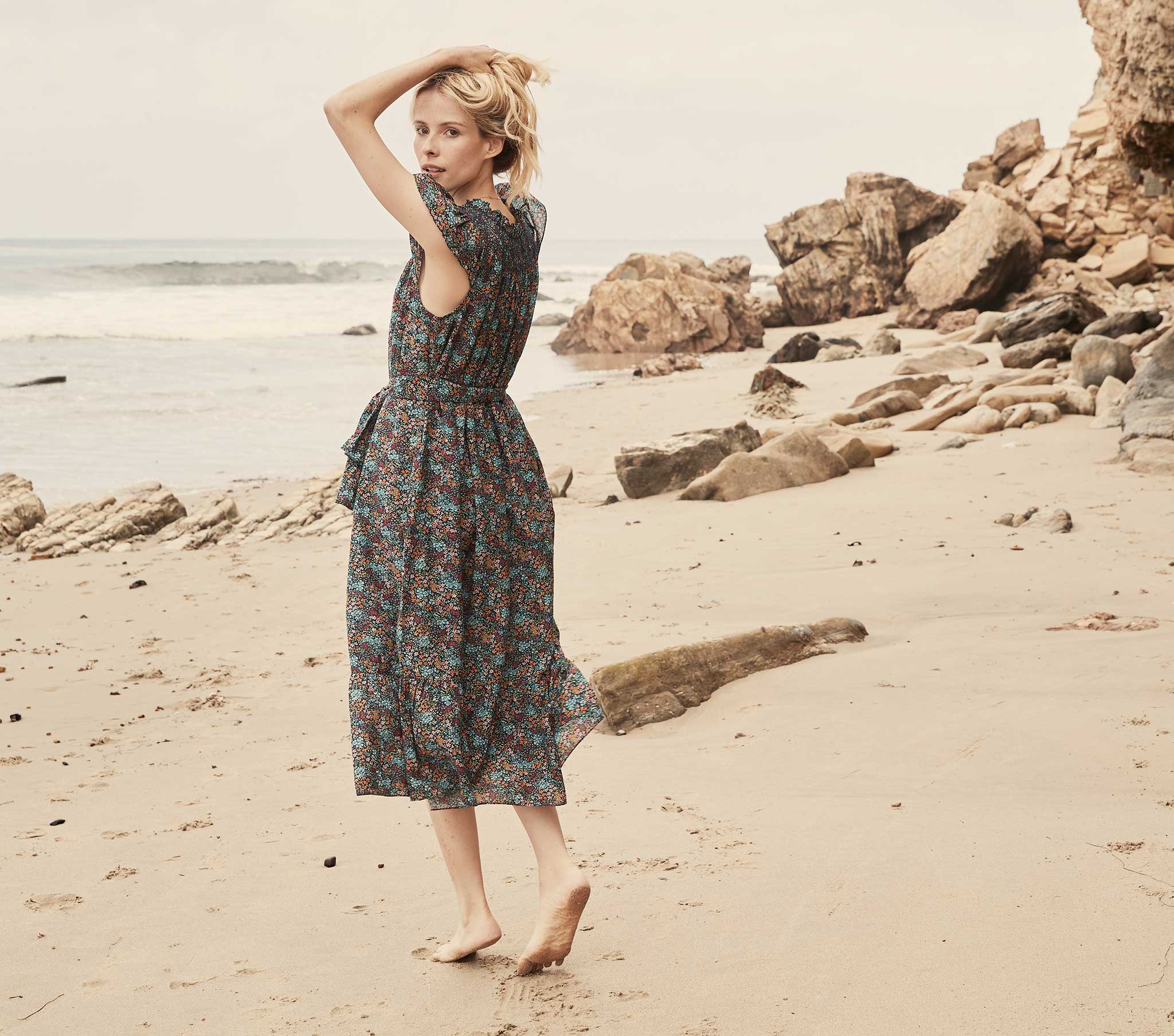 HMD -- VIOLETTA DRESS -- NAVY LADY BIRD FLORAL