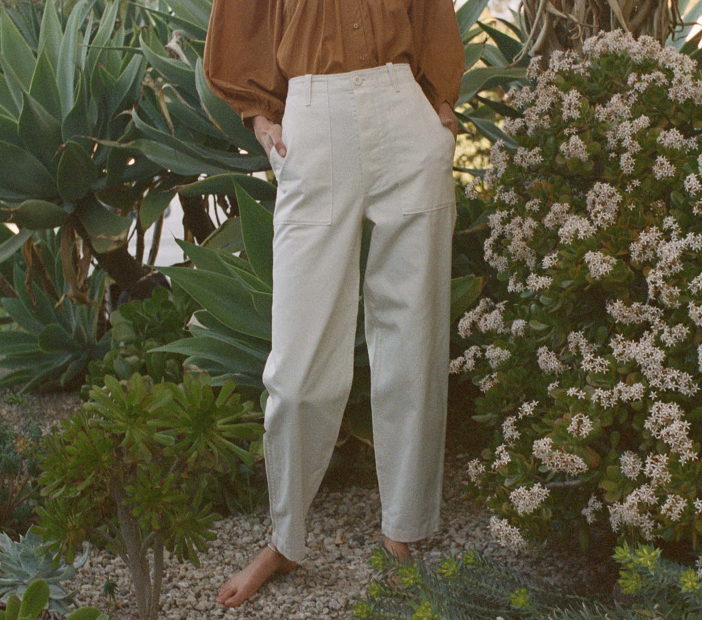 HMD -- WALKER PANT -- NUTMILK