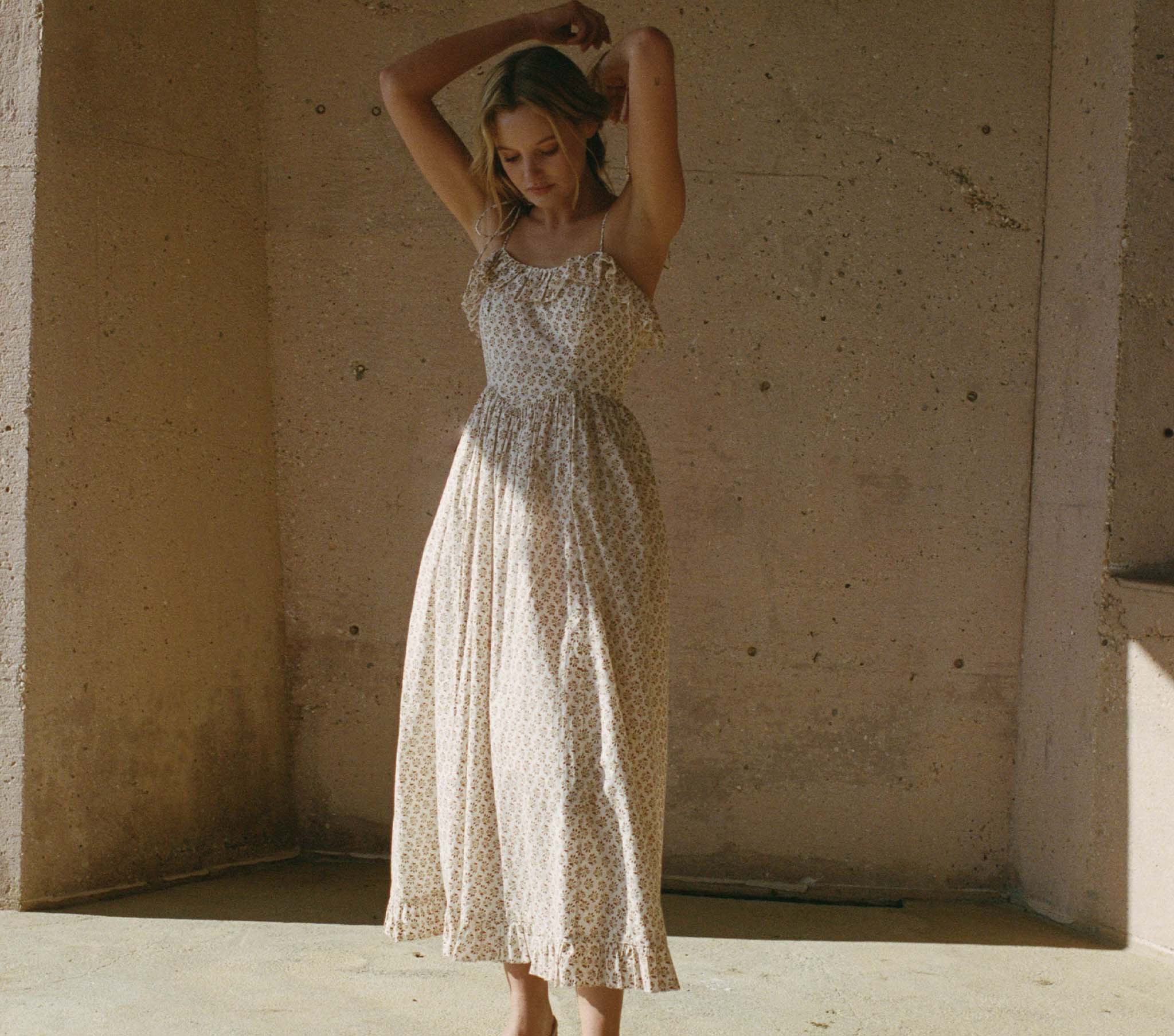 HMD -- WENDELIN DRESS -- SPRING ELDERBERRY FLORAL