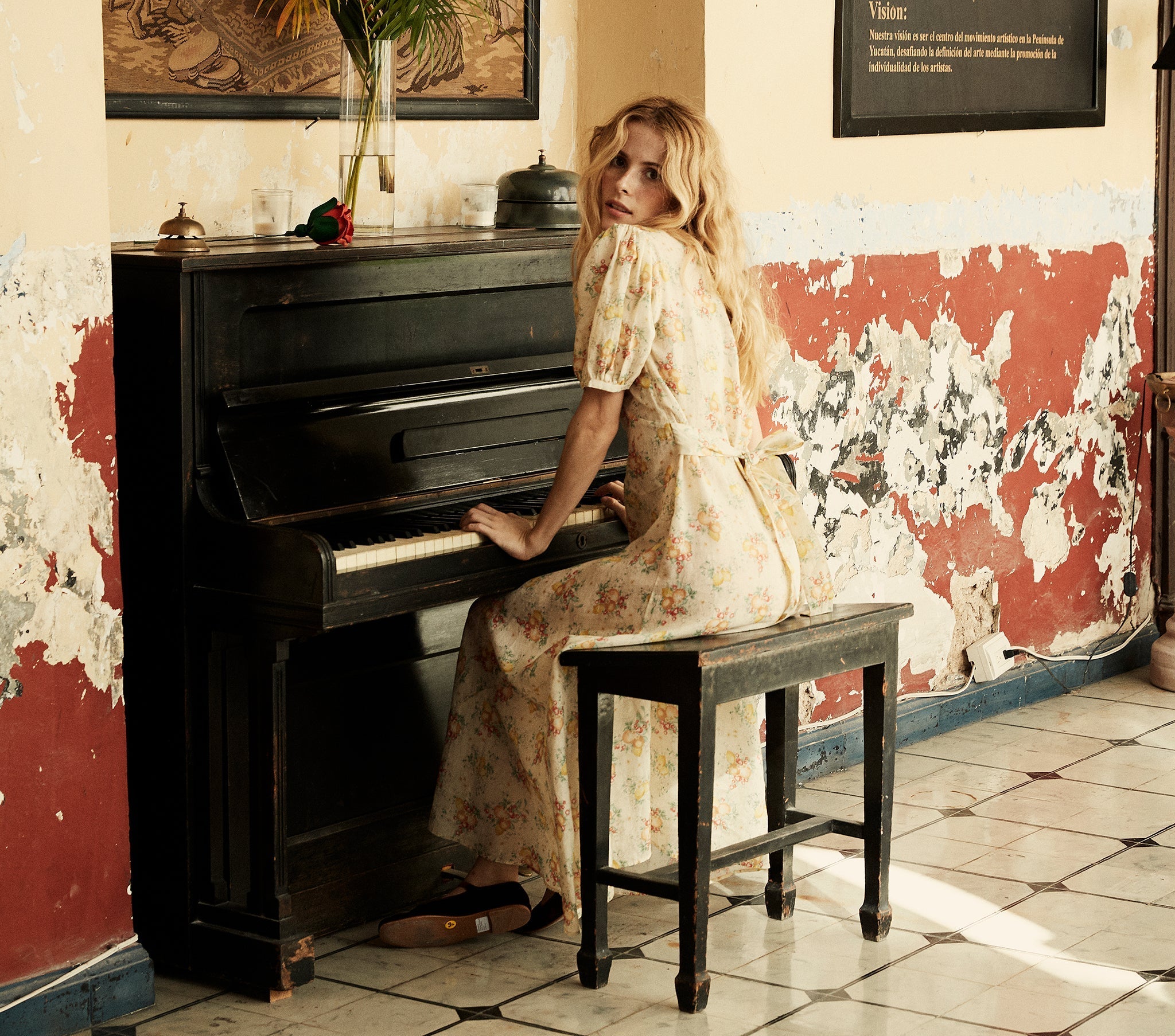 HMD -- WISTERIA DRESS -- ORCHARD BOTANICAL PRINT
