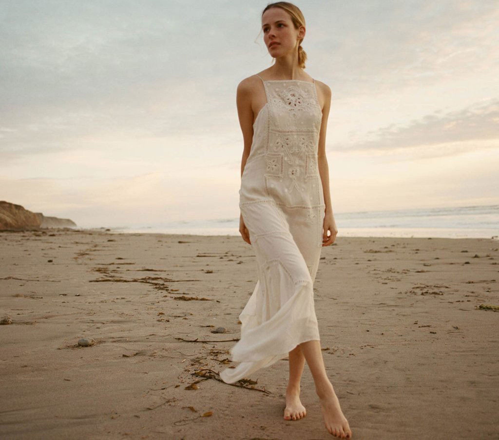 HMD -- HANDKERCHIEF DRESS -- Creme