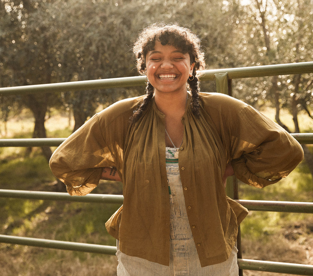 HMD -- THE JANE BLOUSE -- PICKLE