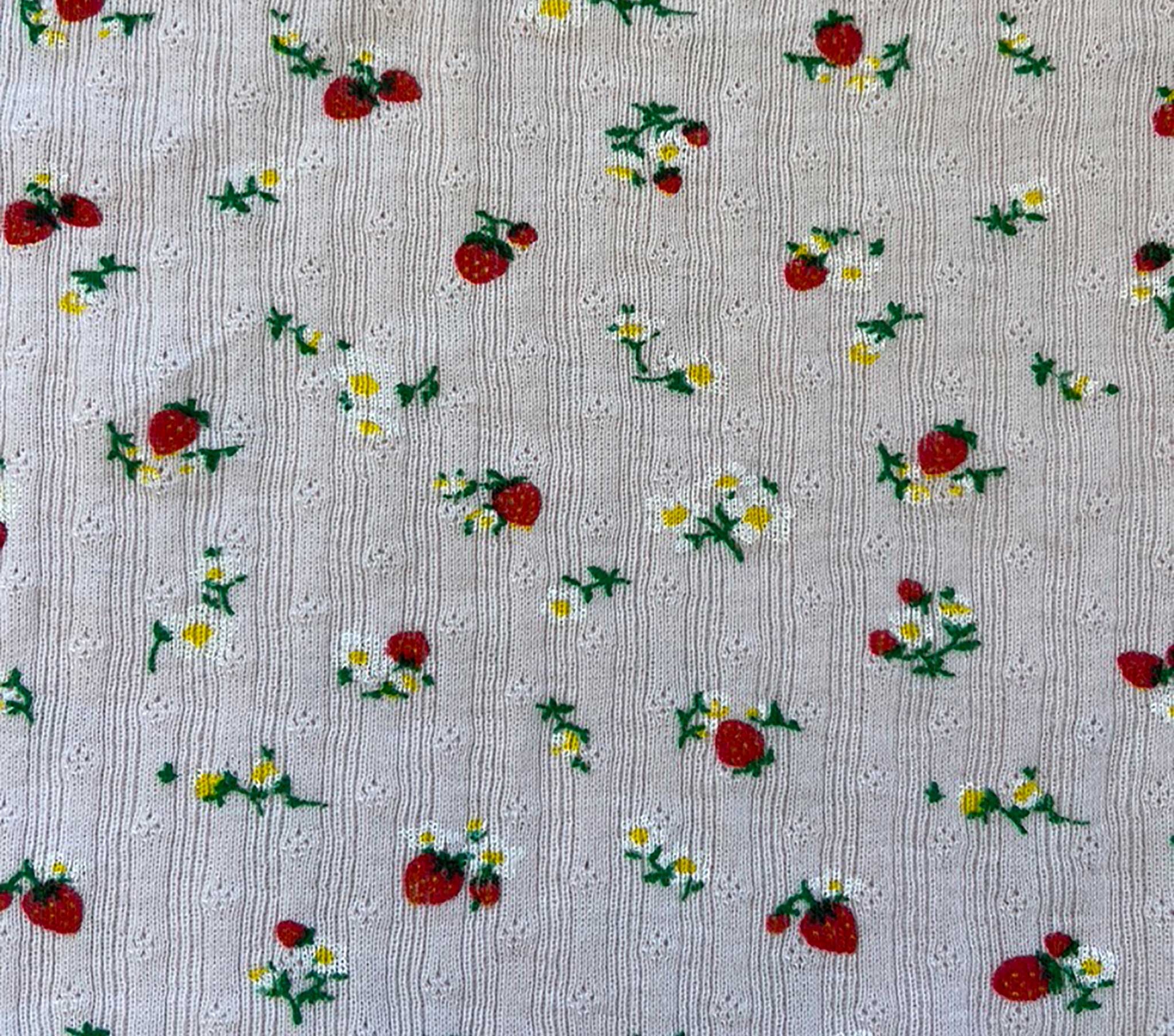 HMD -- BRIGITTE TEE -- STRAWBERRY BLOOMS