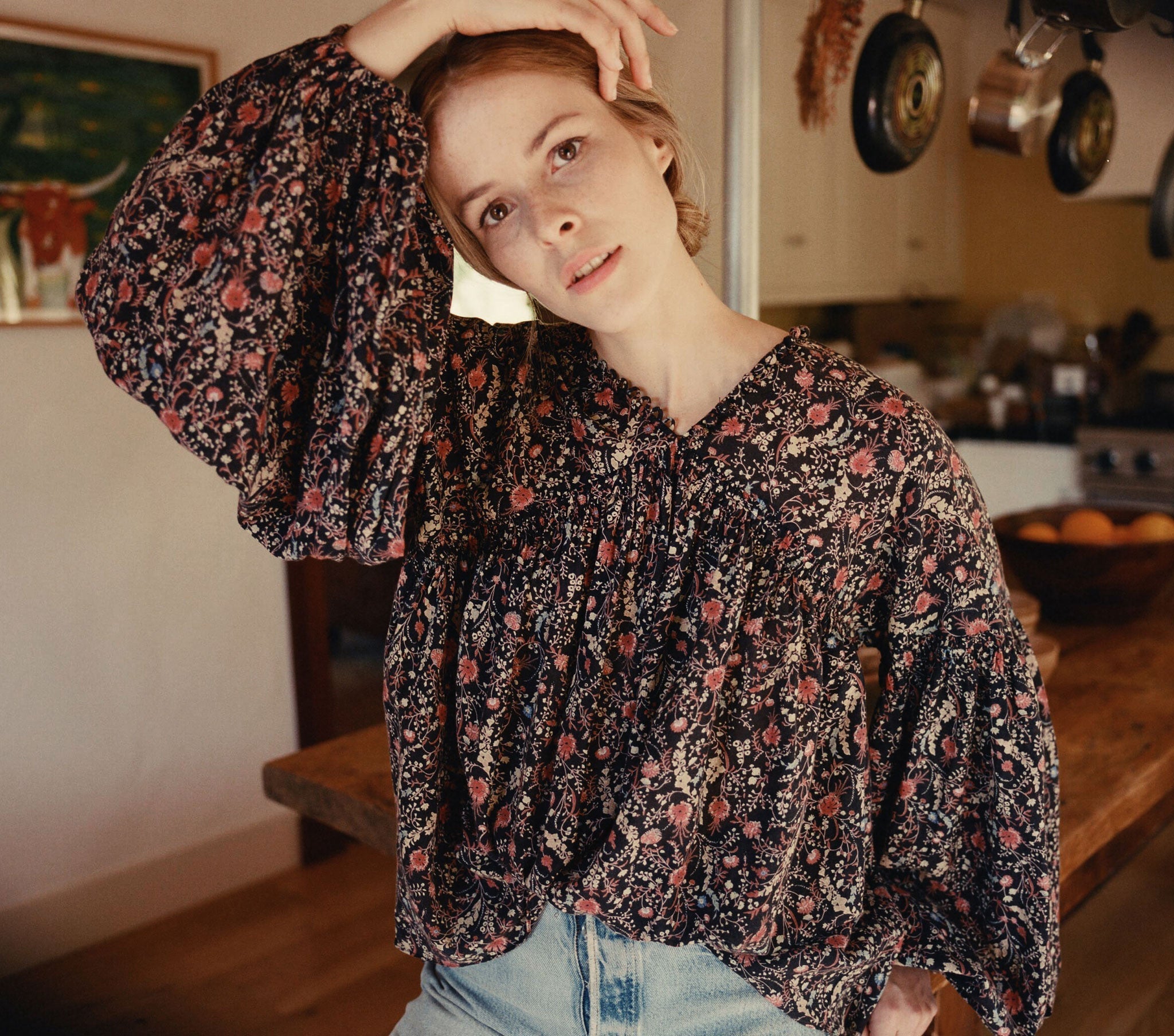 HMD -- THISTLE TOP -- BLACK MULTI